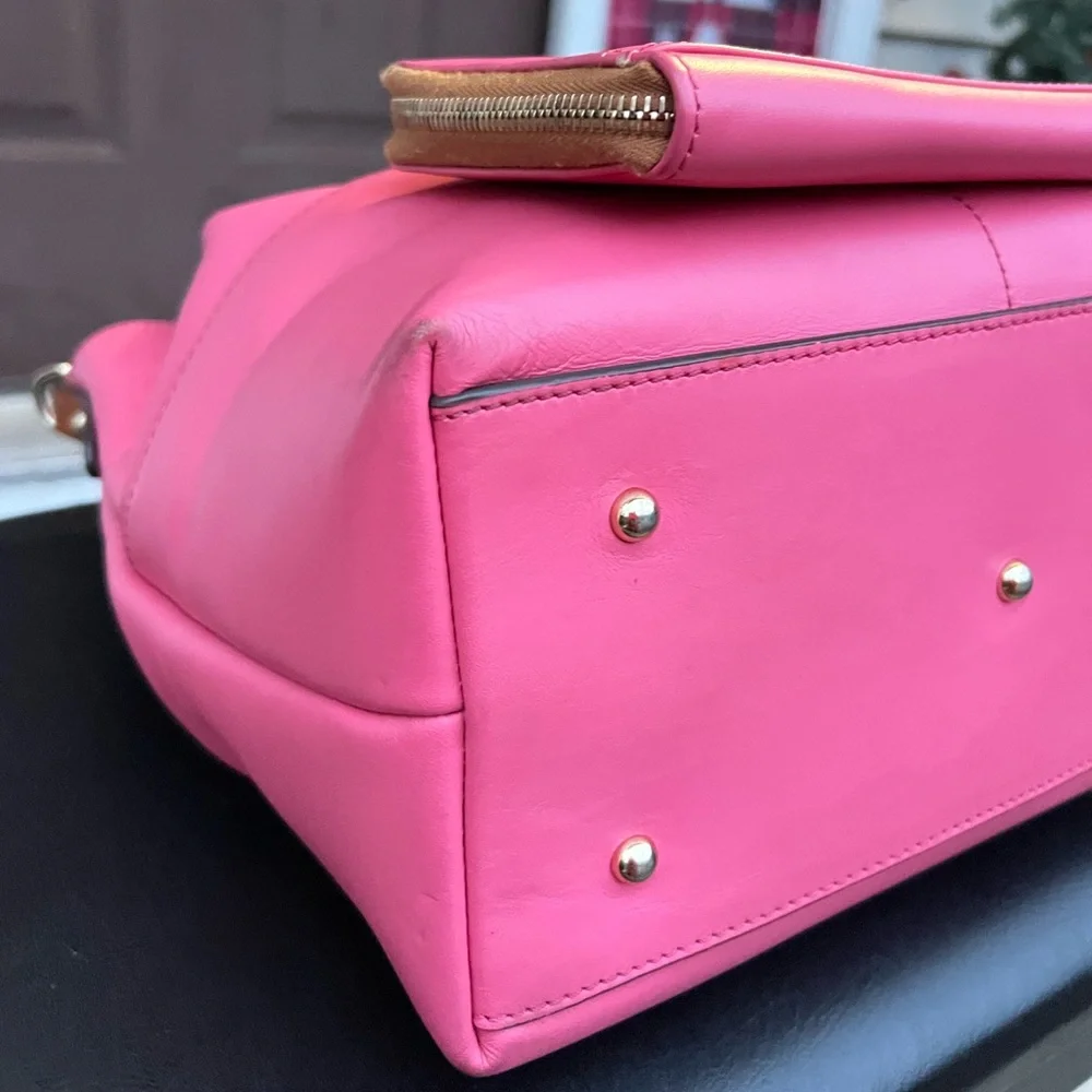 DOONEY AND BOURKE SET OF DAWSON PINK PURSE AND WRISTLET - Picture 10 of 15
